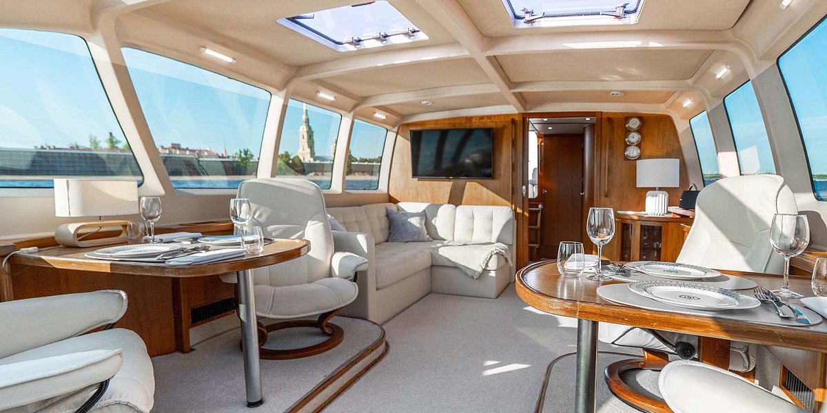 Аренда luxury tender Chudo Lodka в Санкт-Петербурге